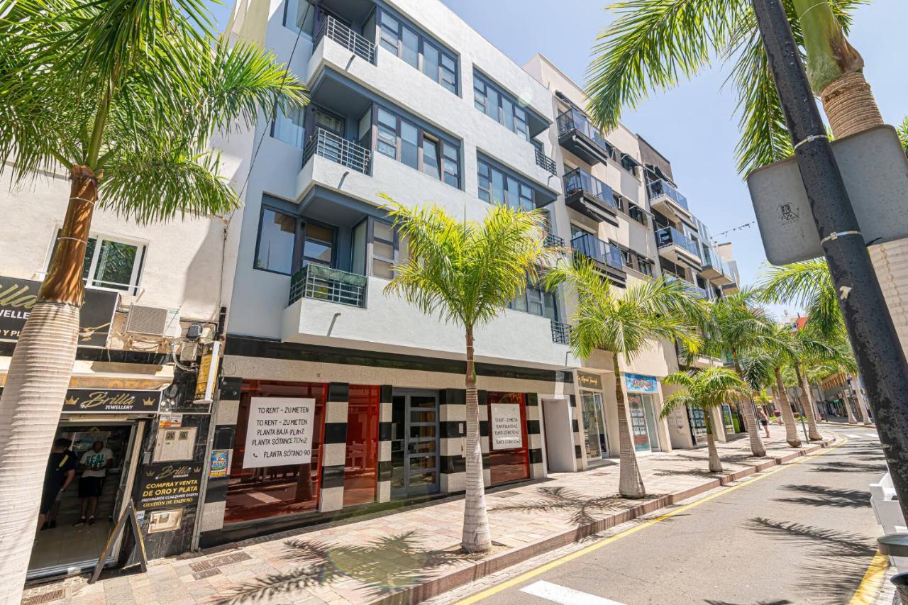 Luxury Holidays Suites, Playa De Los Cristianos Los Cristianos  Exterior photo
