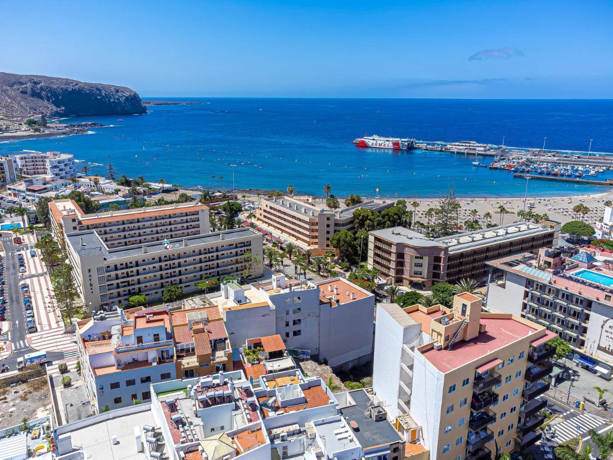 Luxury Holidays Suites, Playa De Los Cristianos Los Cristianos  Exterior photo
