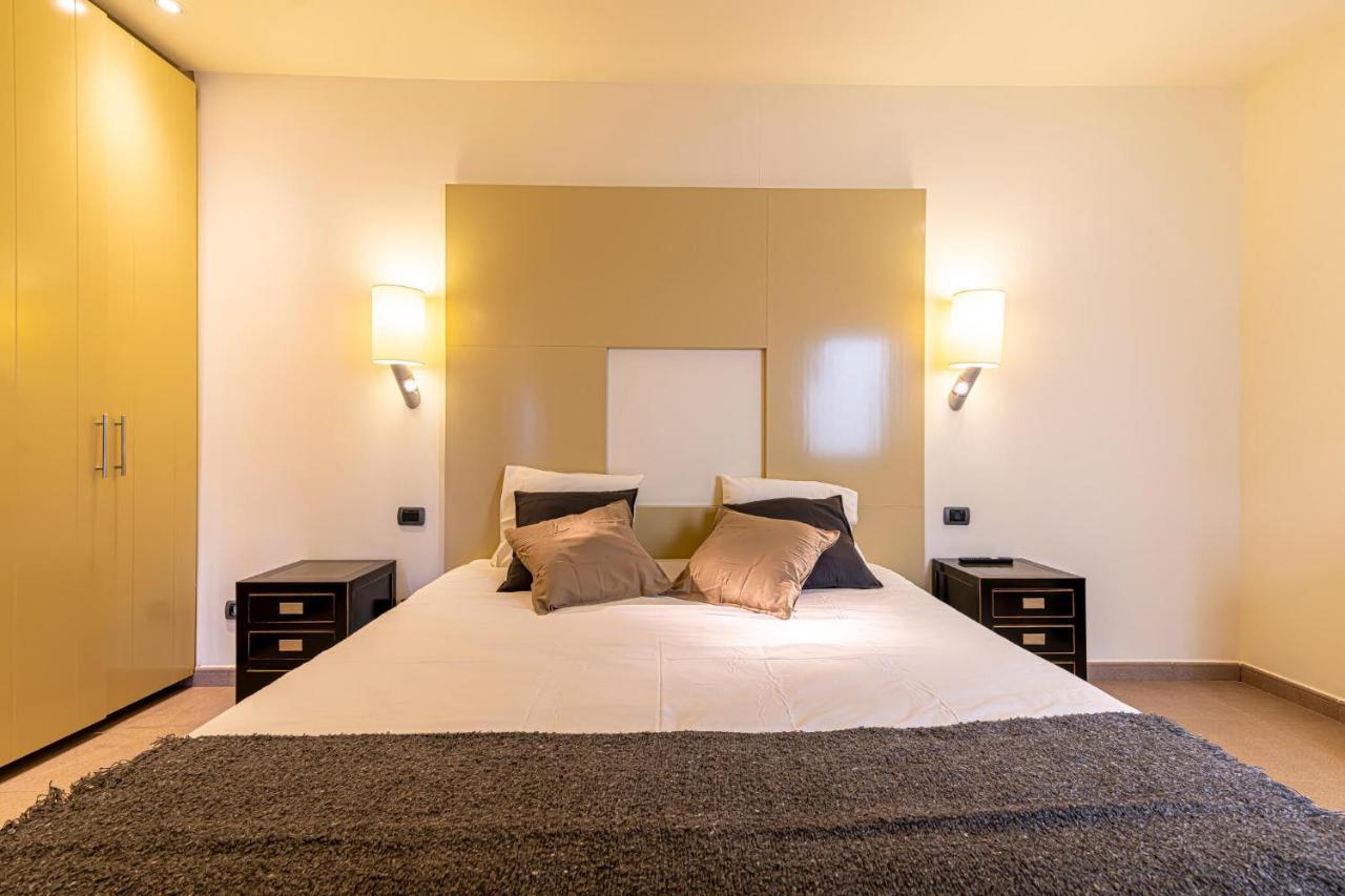 Luxury Holidays Suites, Playa De Los Cristianos Los Cristianos  Exterior photo