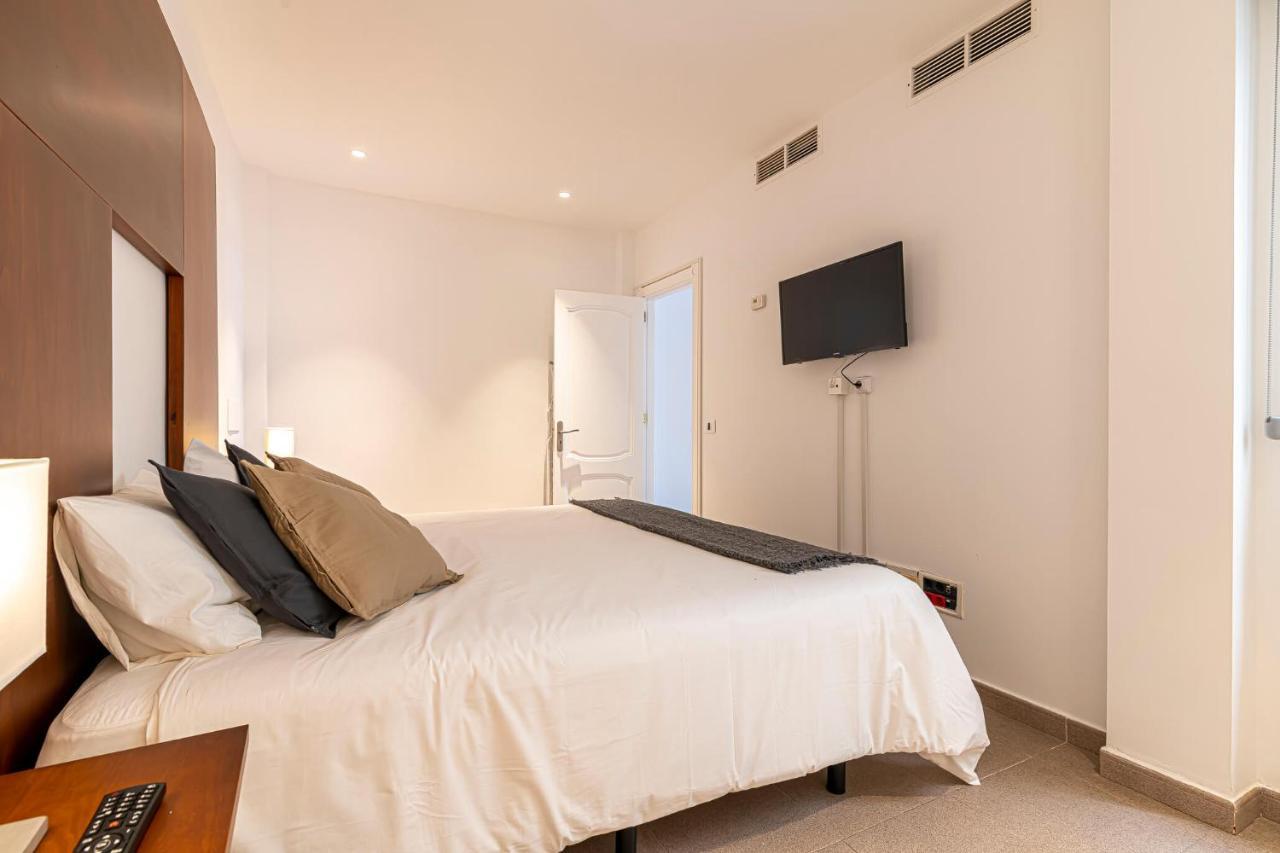Luxury Holidays Suites, Playa De Los Cristianos Los Cristianos  Exterior photo