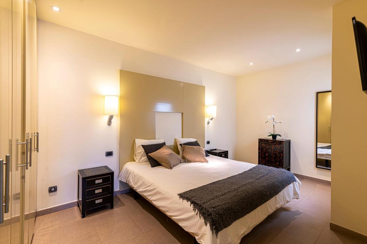 Luxury Holidays Suites, Playa De Los Cristianos Los Cristianos  Exterior photo